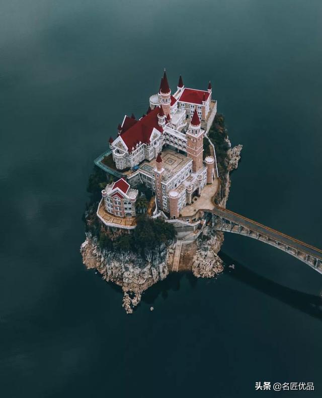 美丽故乡网红打卡地,贵州太魔幻,引得外国摄影师争相来打卡