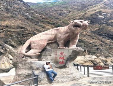 云南旅游!摄影天堂一个姑娘我独自跟团出发了!(请点击)