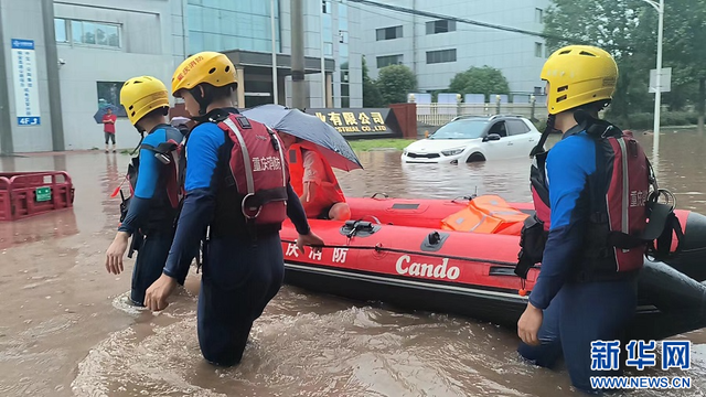 直击｜重庆城区降大暴雨，115个雨量站超过20毫米